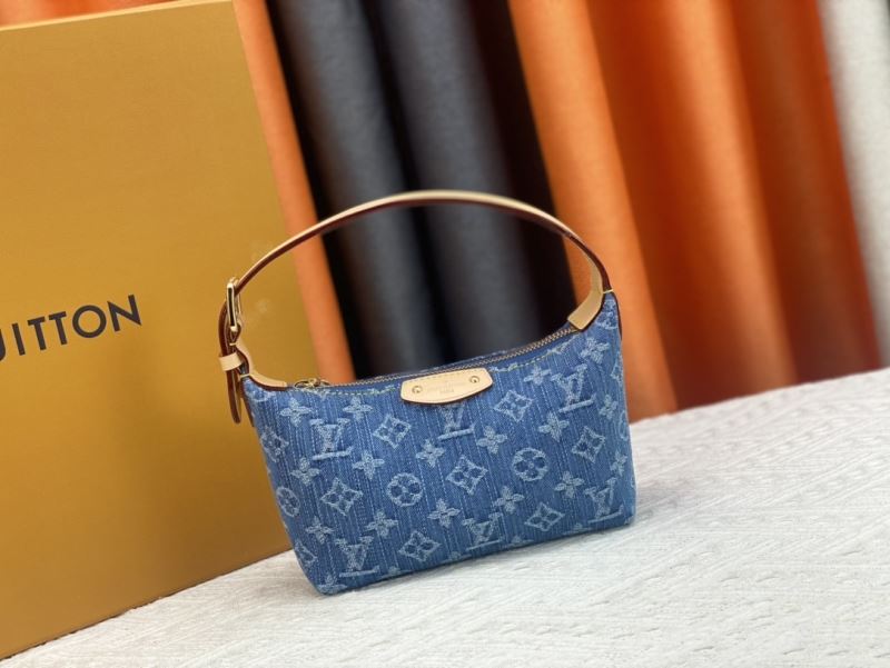 Louis Vuitton Clutch Bags